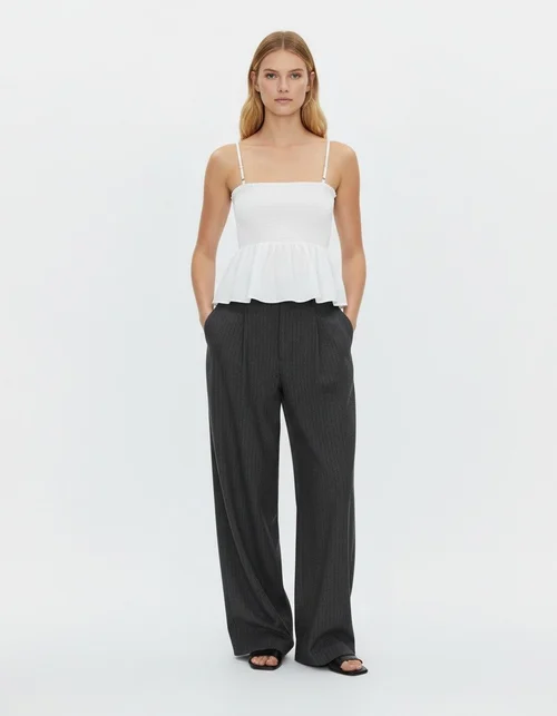 Top a canotta da donna con fiocco e volant KUN-00020