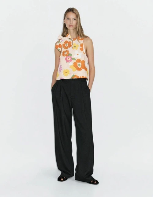 Top in lino senza maniche con fiocco al collo e stampa a farfalle KUN-00042