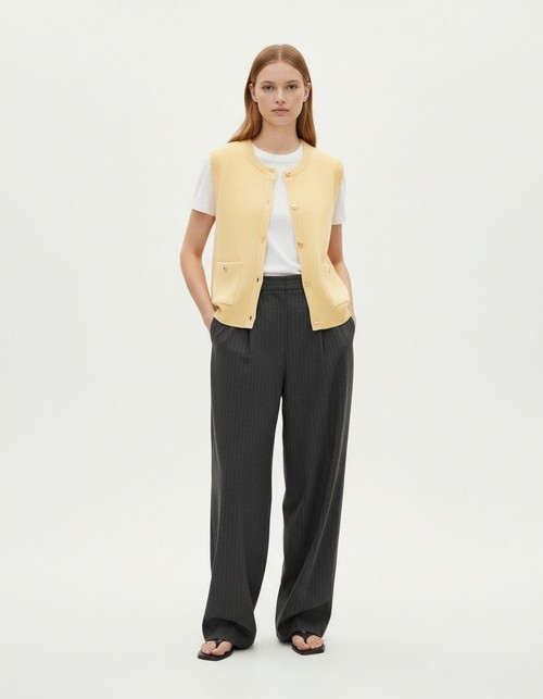 Knit Vest Sleeveless Top - Stylish & Versatile KUN-00094