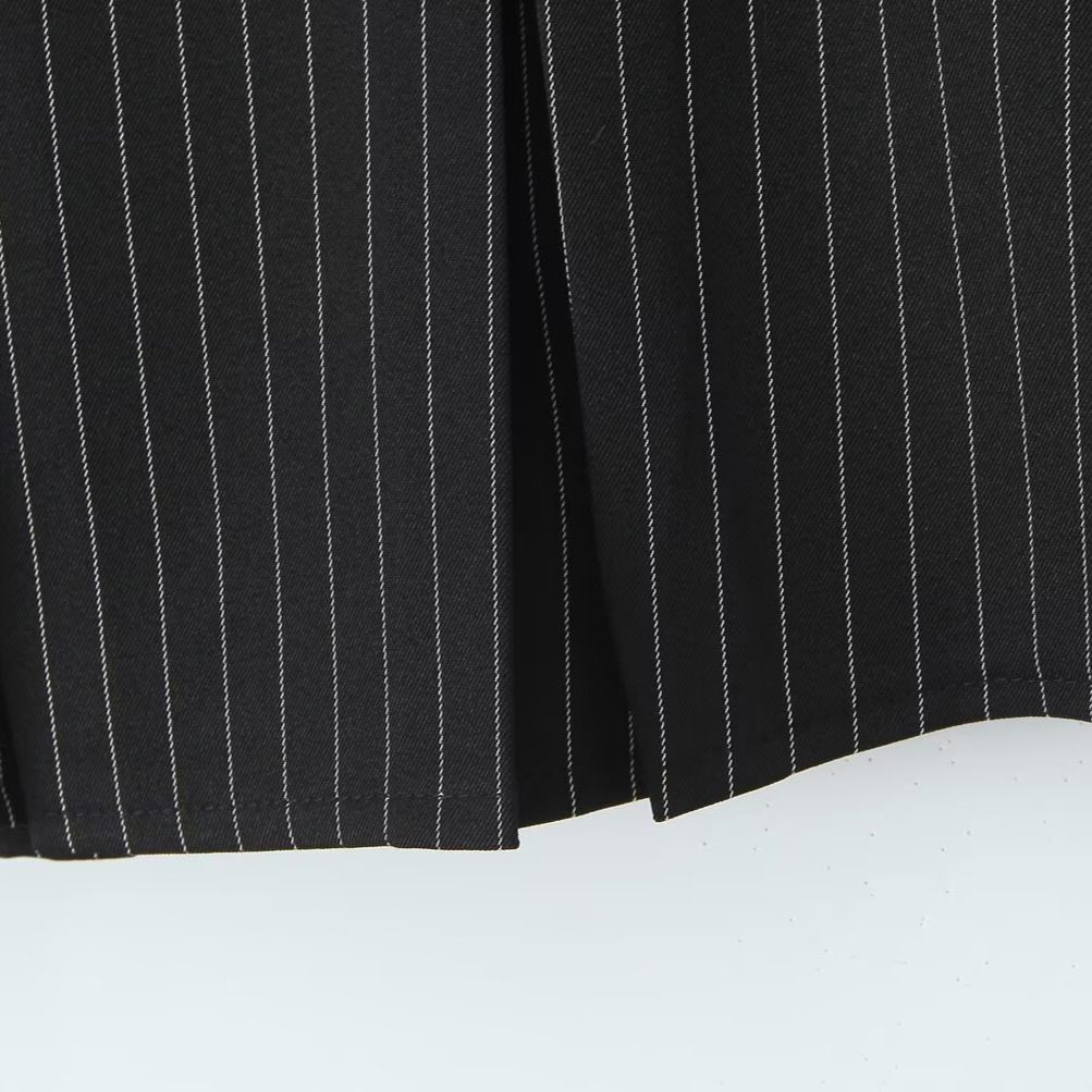 Striped Pleated Skirt with Shorts - Women's Classic Fashion KUN-00002