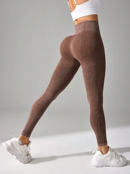 Pantaloni da yoga snellenti a vita alta da donna, lavati in capo, con una vestibilità modellante sexy.