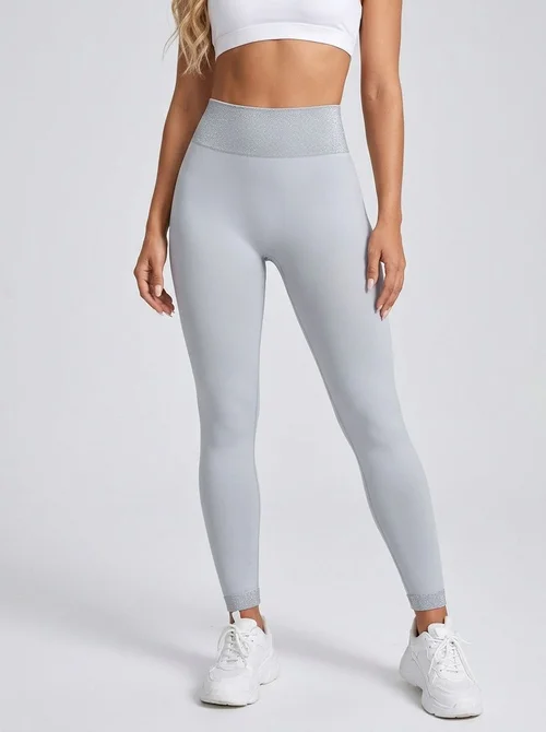 Leggings da yoga a vita alta con effetto push-up per donna, vestibilità snellente.