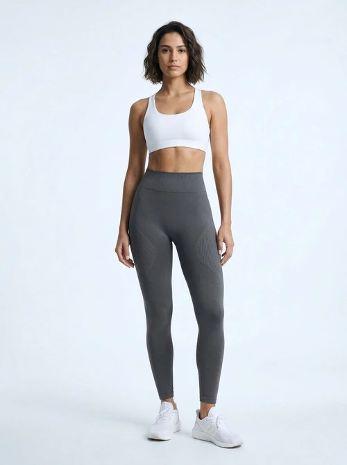High-Waisted Body-Shaping Cropped Leggings for Women with a Slimming Butt-Lifting Fit