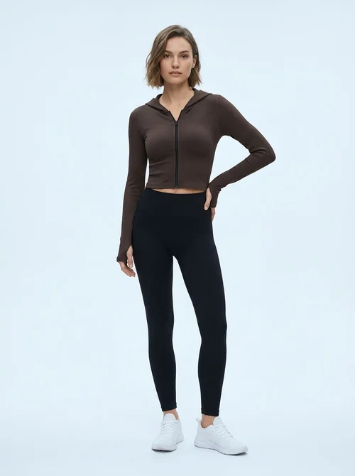 Retro afslankend sportief jack met capuchon voor dames, perfect voor de lente en zomer.
