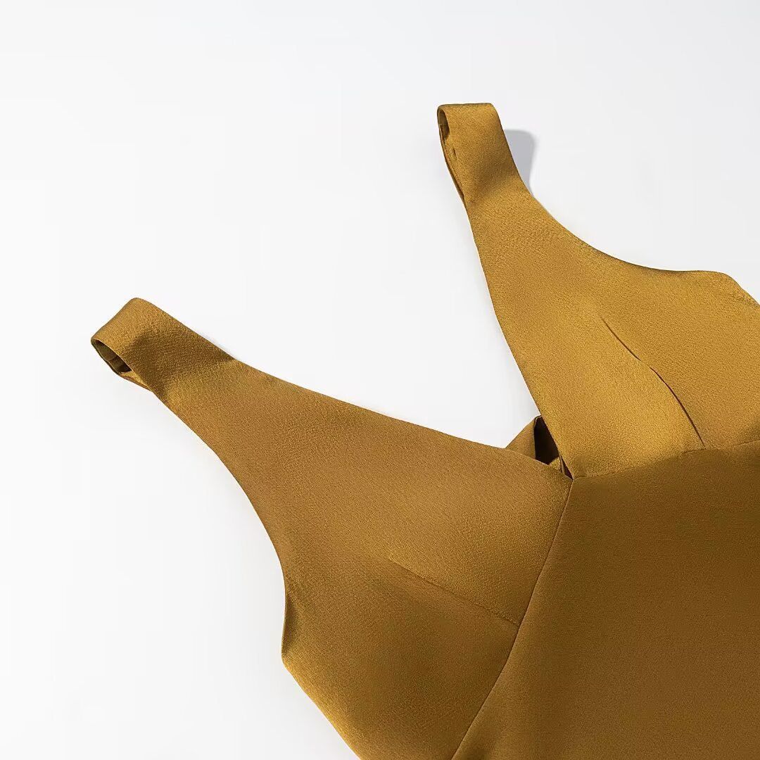 Abito midi in raso di seta - Elegante e versatile KUN-00111