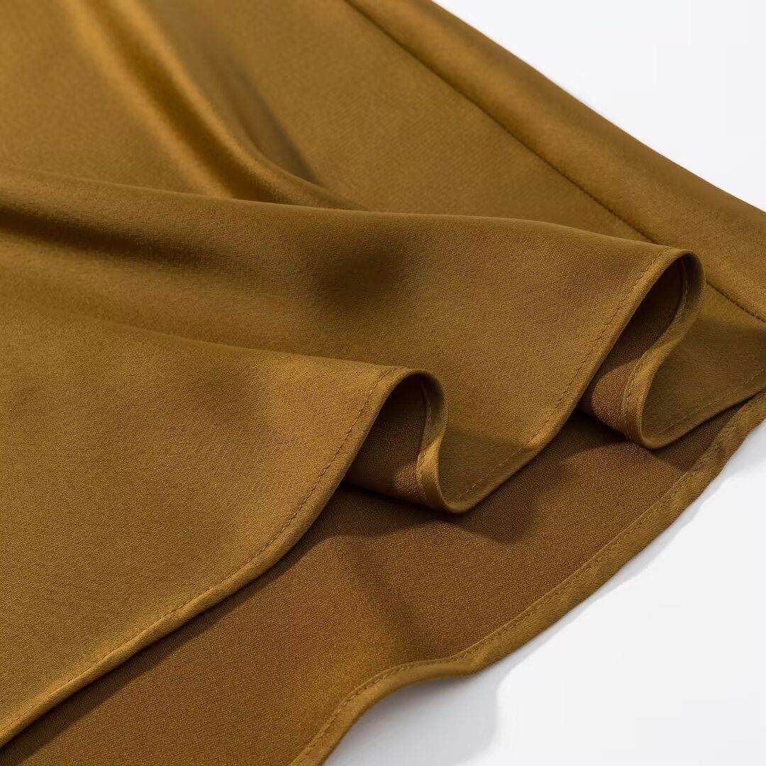 Abito midi in raso di seta - Elegante e versatile KUN-00111
