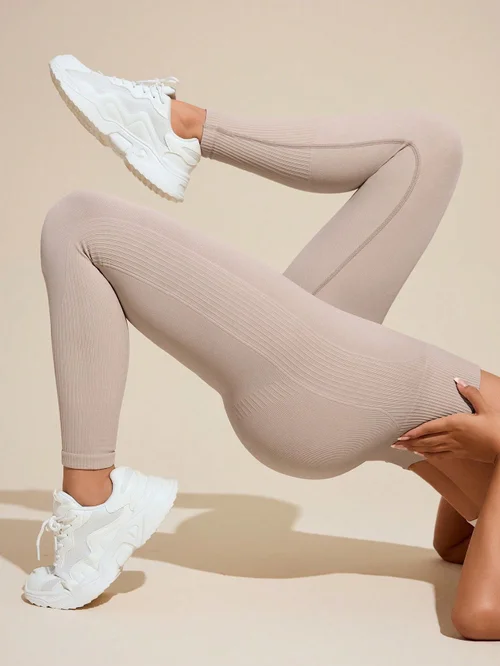 Sexy cropped yoga legging met hoge taille, afslankende S-vorm en sneldrogende functie voor dames.