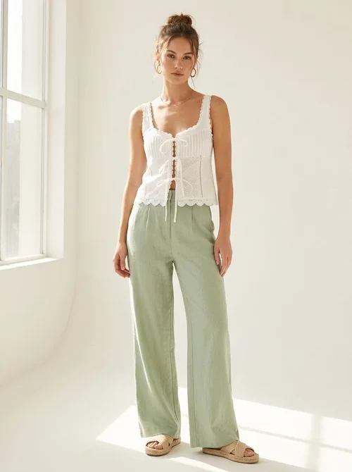 Top corto estivo bianco con occhielli e lacci - Blusa corta