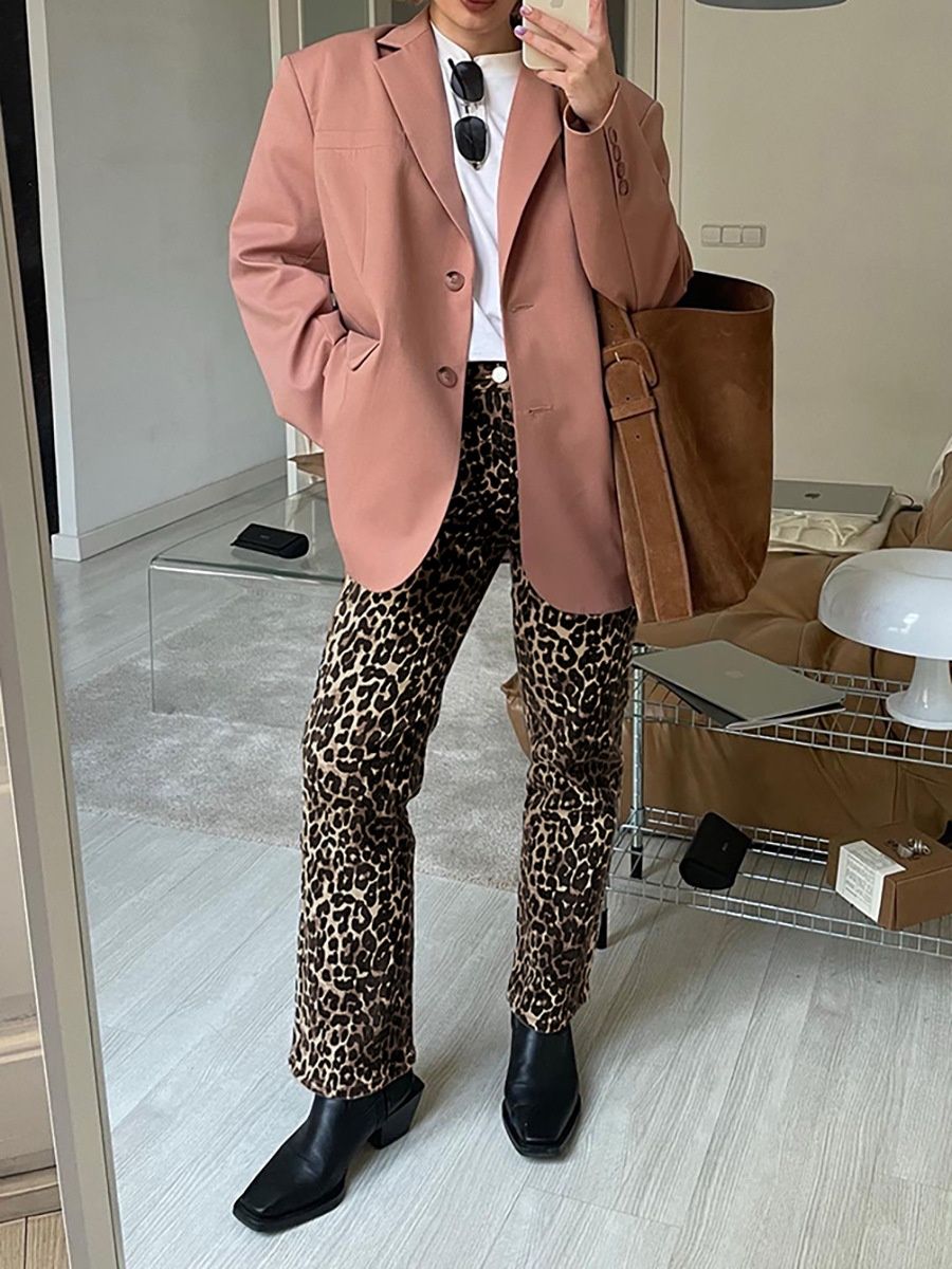 Pantalones rectos de talle alto con estampado de leopardo