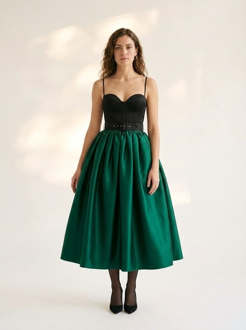 Jupe midi ample élégante à taille haute - Satin coupe trapèze
