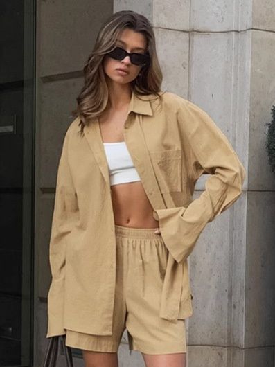 Conjunto de camisa y pantalones cortos extragrandes de color caqui - Corte relajado