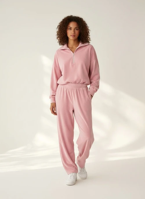 Ensemble de détente rose en velours avec demi-zip - Confortable et chic