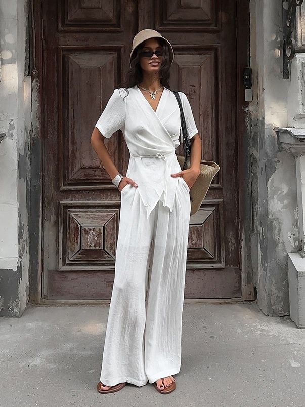 Conjunto de top cruzado y pantalón de pierna ancha de mezcla de lino blanco