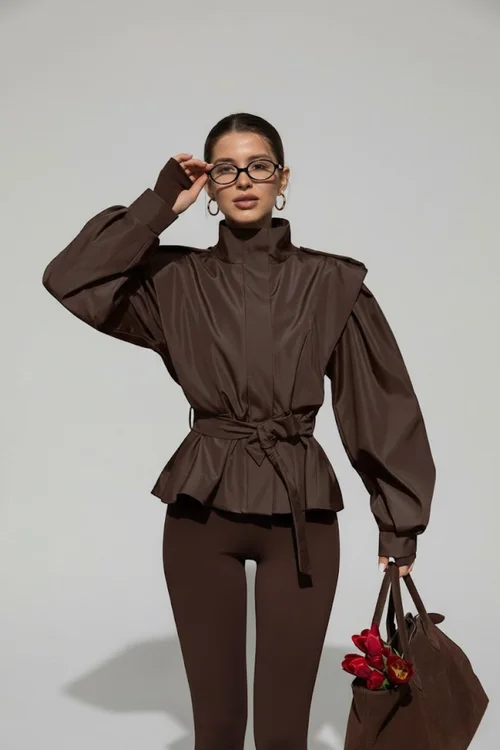 French Niche Autunno/Inverno 2025 Nuovo Arrivo Trench Coat Atmosferico e Versatile da Ufficio (Cintura in Vita, Revers, Maniche Lunghe) SFE-00011