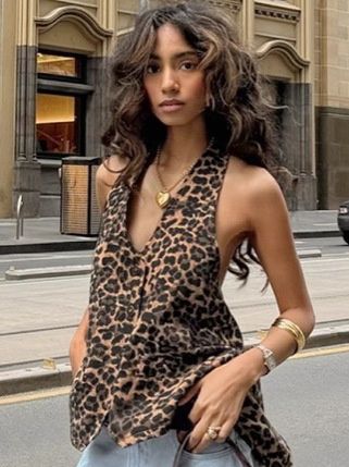 Top halter con estampado de leopardo - Blusa sin espalda con botones en la parte delantera