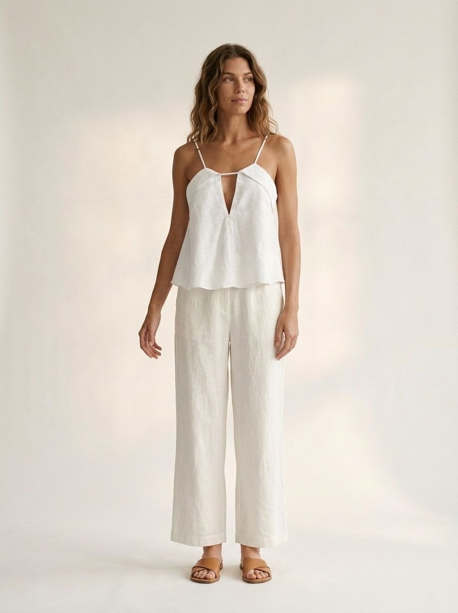 Débardeur chic à décolleté en V et découpes - Blouse à fines bretelles