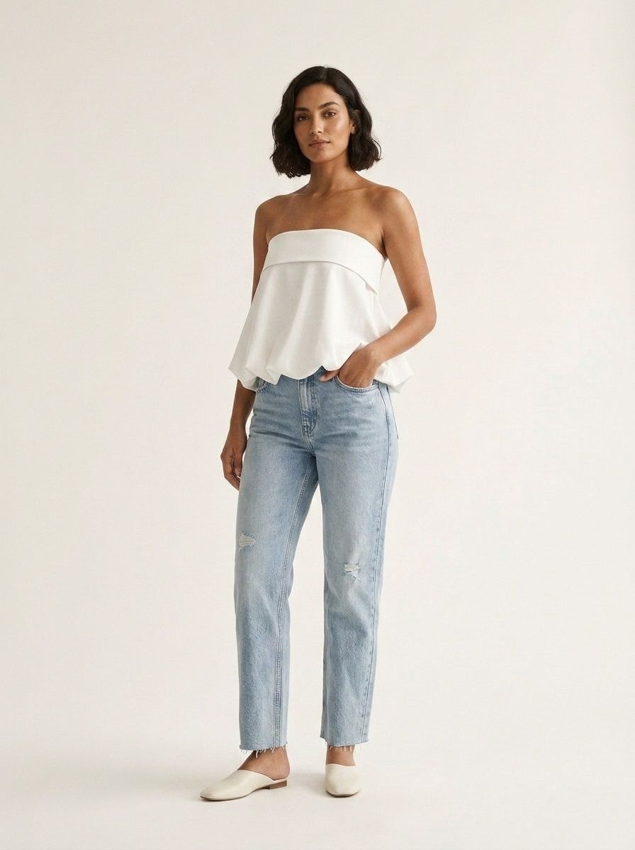 Top blanc bustier à ourlet bouffant et long nœud dans le dos