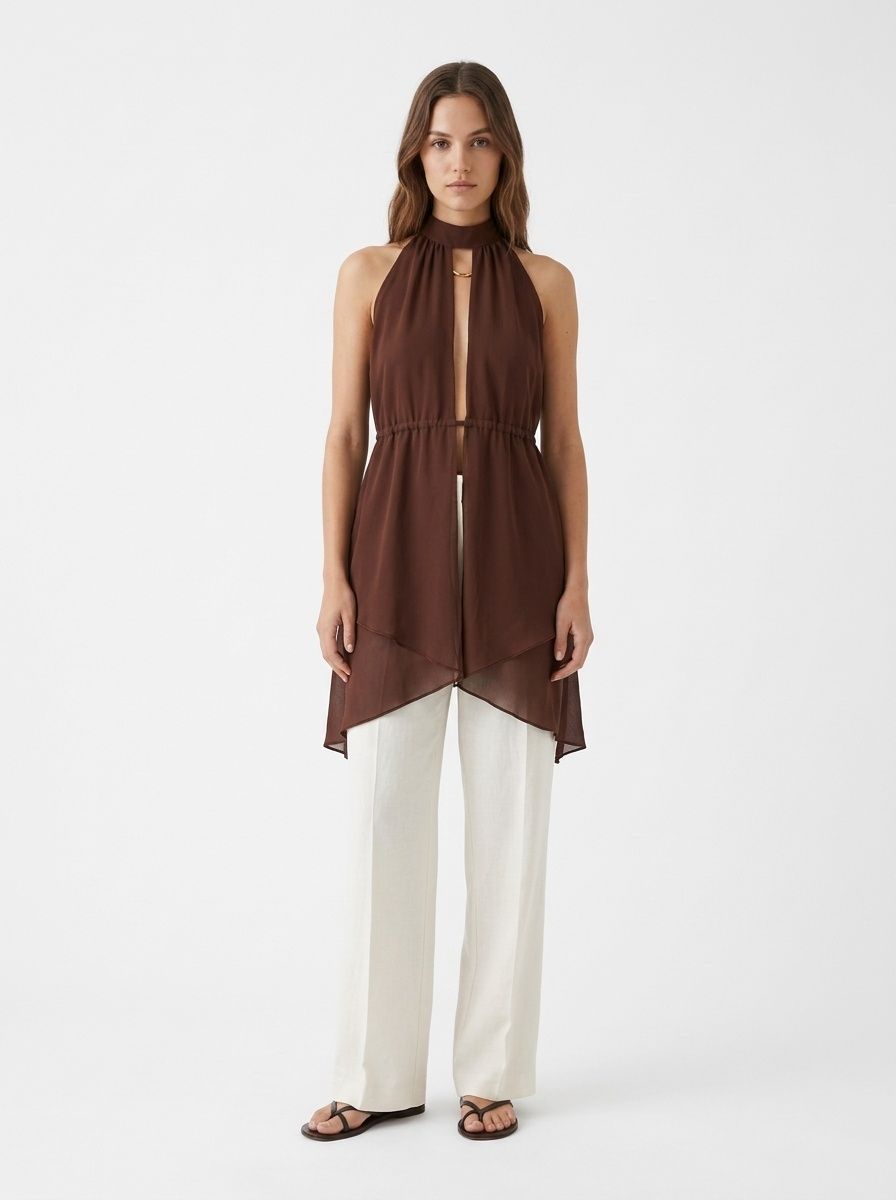 Top da donna in chiffon a strati con scollo all'americana e apertura a goccia
