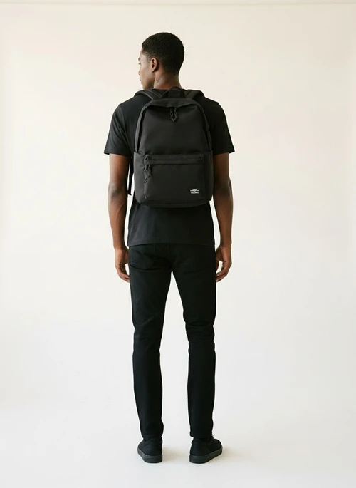 Minimalist Black Everyday Backpack for Men & Women