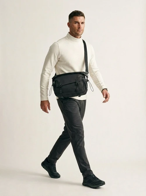 Modern Black Messenger Bag - 14" Laptop Crossbody