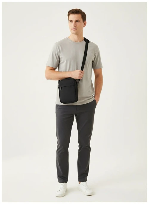 Sleek Black Crossbody Bag - Compact & Versatile