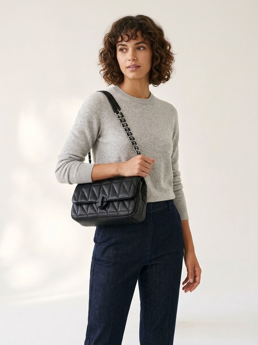 Quilted Chain Strap Crossbody Bag - Chic & Versatile