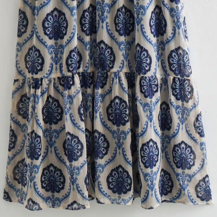 Abito da donna con stampa metallizzata - Elegante e versatile KUN-00007