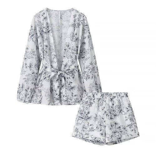 Kurzes Damen-Set mit Blumenmuster - Stilvolles, trendiges Outfit KUN-00006