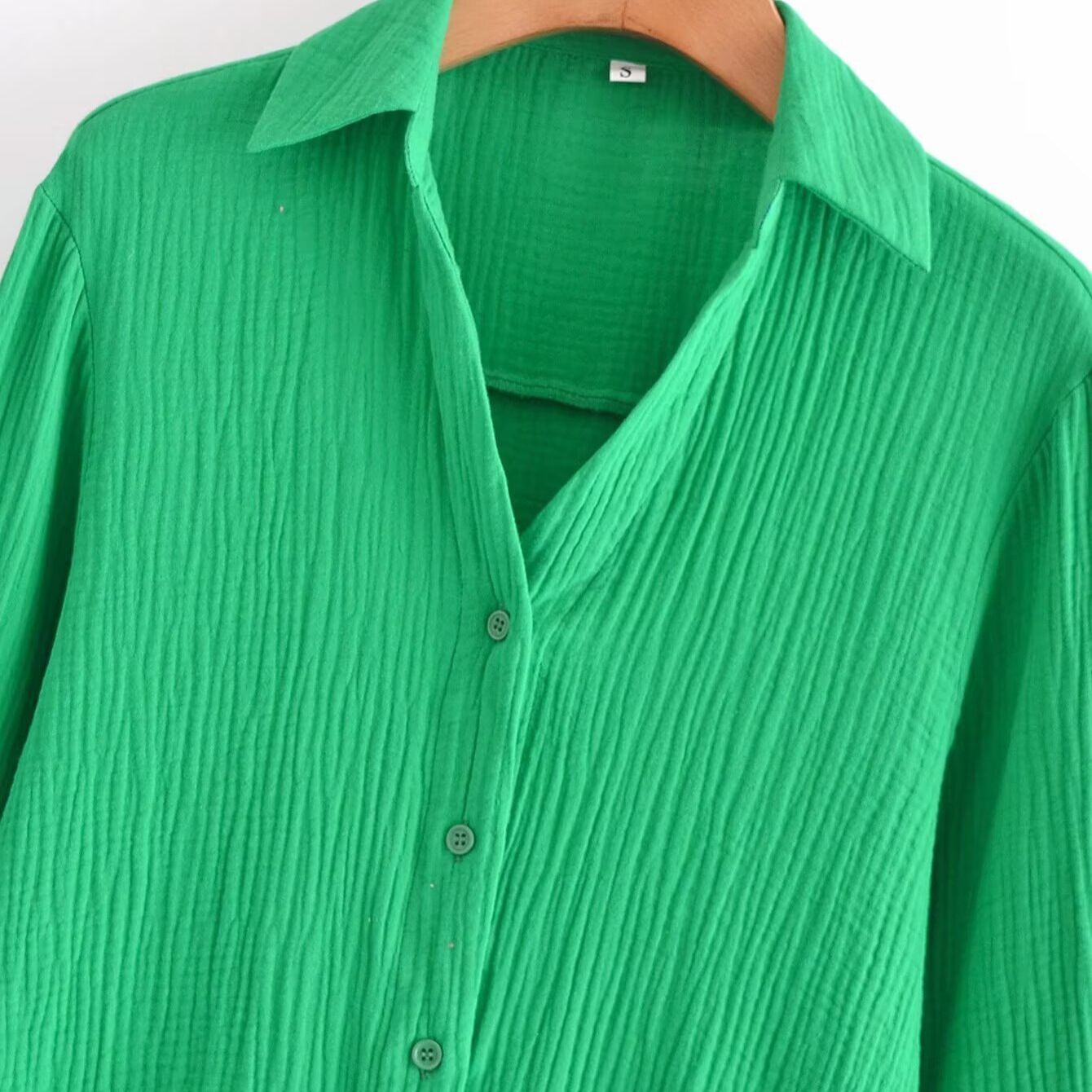 Chemise à manches longues en popeline de coton avec col à volants KUN-00015