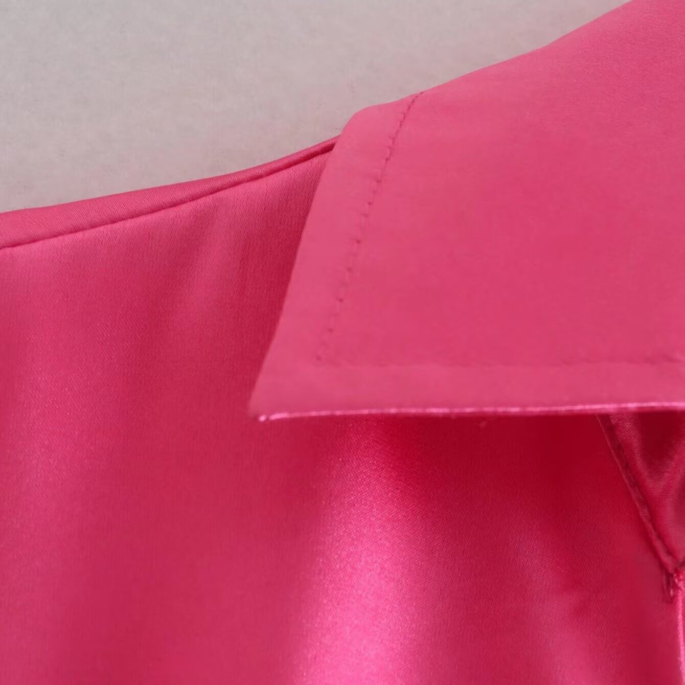 Mini abito con rifiniture in piume - Rosa KUN-00015