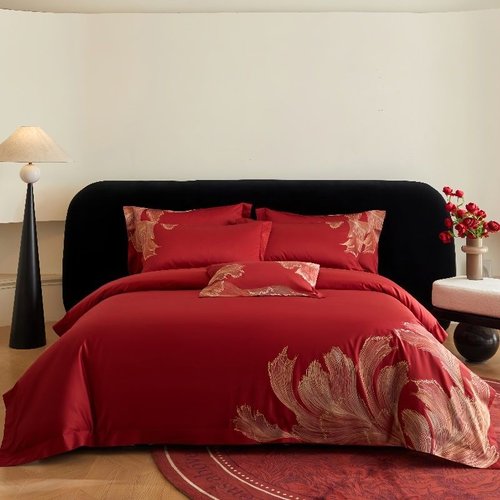 Luxury Embroidered Cotton 4-Piece Bedding Set - Elegant Floral Duvet Cover