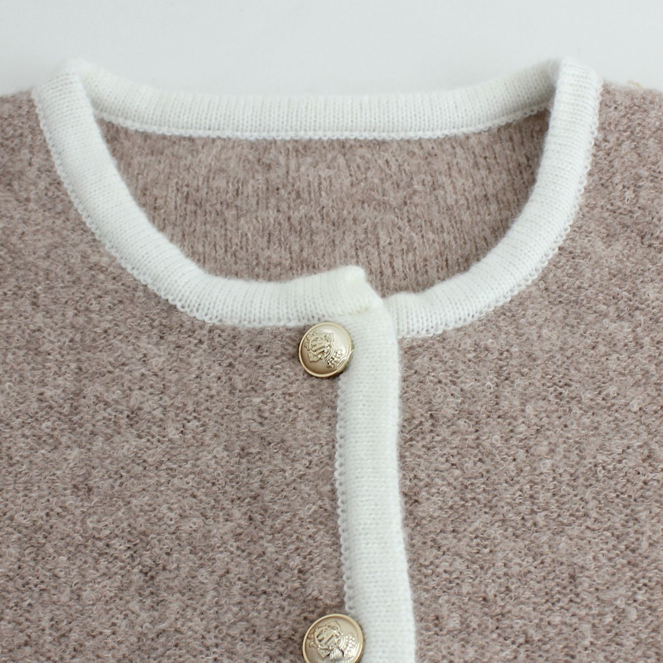 Knit Cardigan Sweater Button Pockets Lightweight