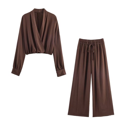 Leinen-Damen-Outfit: Trendiges Set aus Hose mit weitem Bein und Bluse KUN-00010