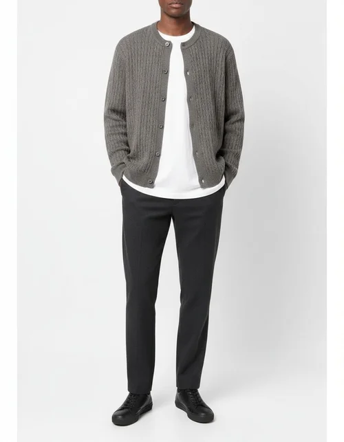 Cardigan da uomo oversize a trecce in stile retrò con bottoni, dalla texture morbida.