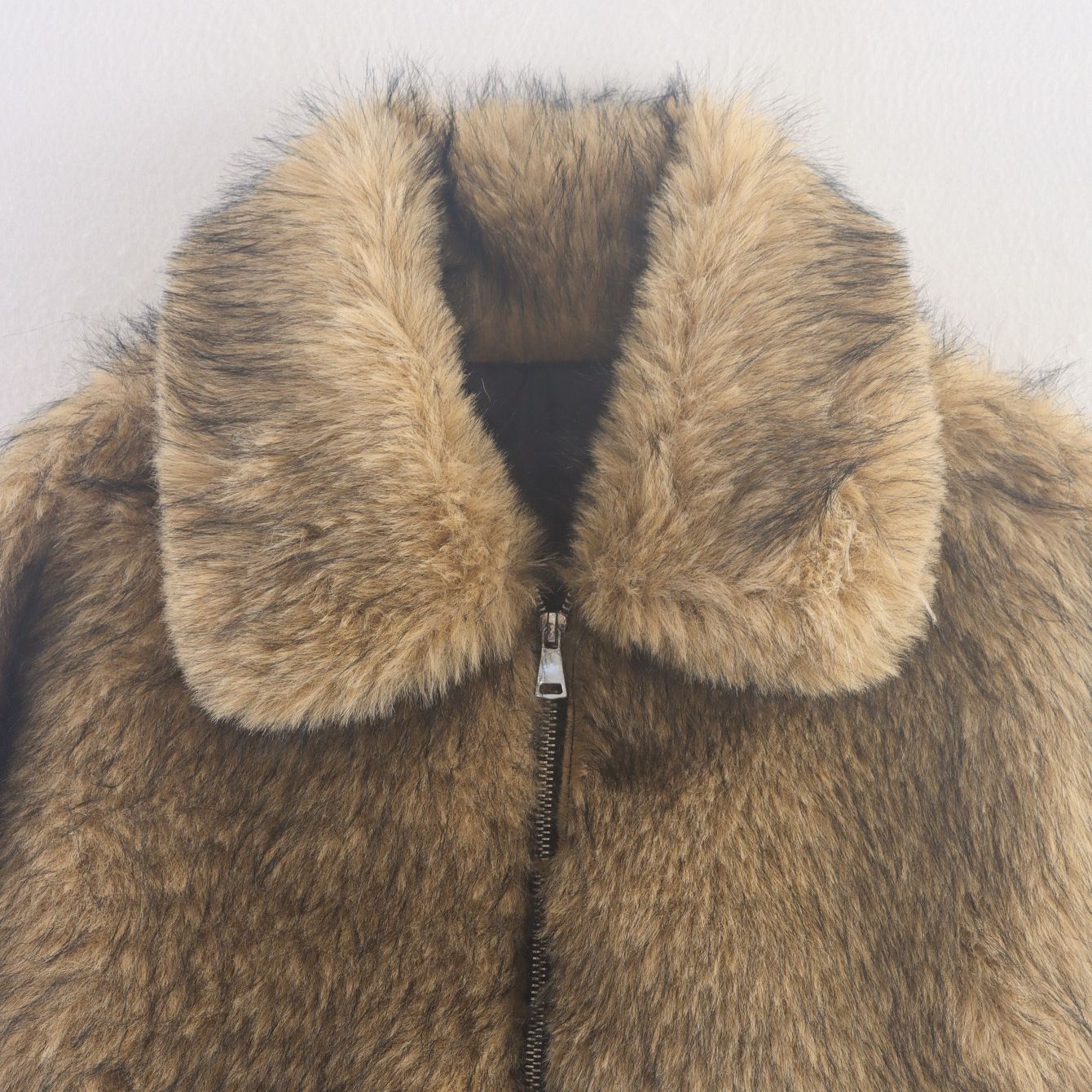 Faux Shearling Jacket - Trendy & Versatile KUN-00281