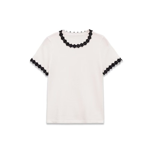 Women's Floral Applique Slim Fit Crew Neck Tee KUN-00018