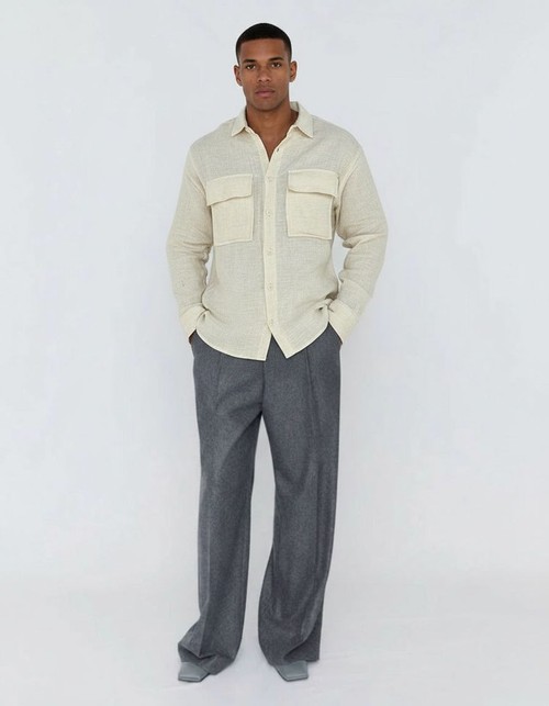 Camisa ligera de algodón y lino para hombre con bolsillos en el pecho