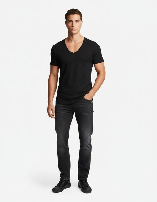 Breathable Cotton V-Neck Tee for Summer Casual Fashion Wear