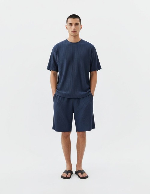 Conjunto de camiseta y pantalones cortos holgados de mezcla de algodón a rayas para ropa informal de verano para hombre