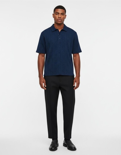 Knitted Solid Color Collared Shirt with Breathable Casual Fit for Men