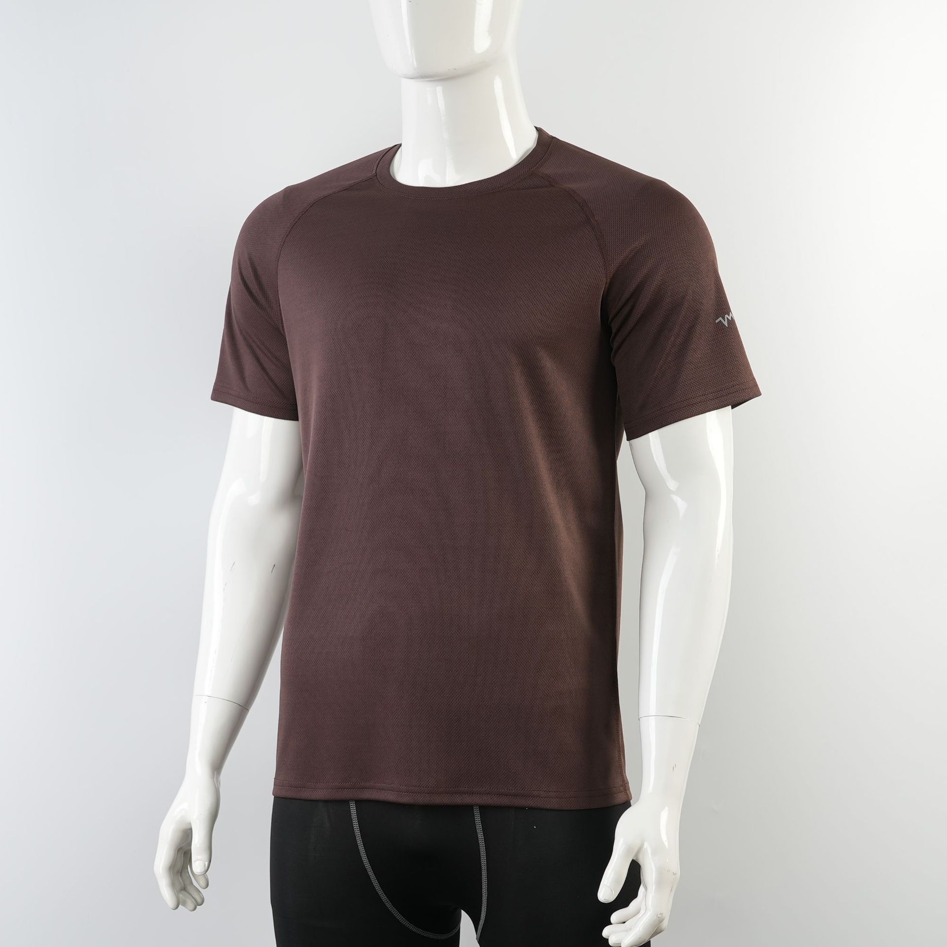 Athletic Fit Quick-dry Men's T-shirt: Breathable Performance Top for Gym and Training