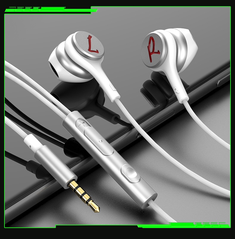 Wired In-Ear Gaming Headphones with Sensitive Mic, 7mm Drivers, Ergonomic Fit, 3.5mm / USB-C
