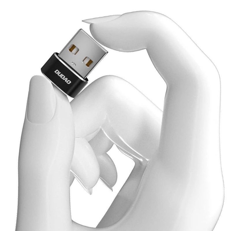 Adattatore da USB a Type-C per ricarica rapida e trasferimento dati, compatto e compatibile universalmente.