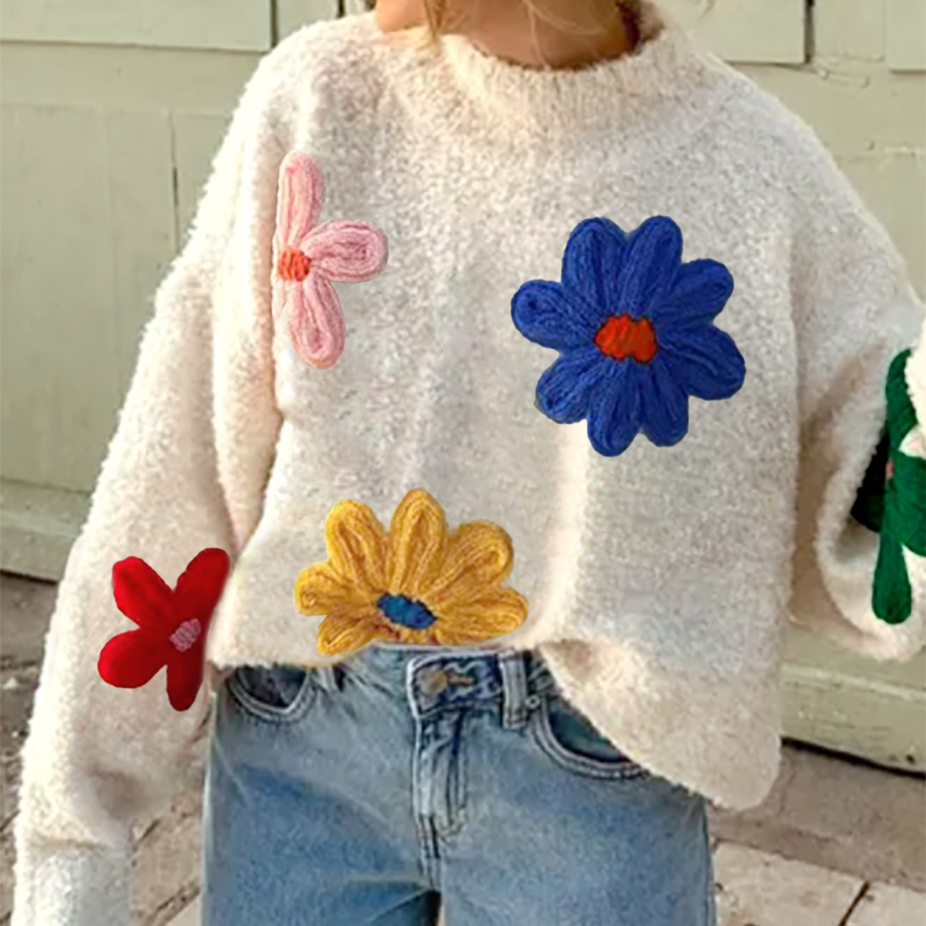 Floral Print Sweater Lightweight Polyester Pullover with Long Sleeves SSU-00003