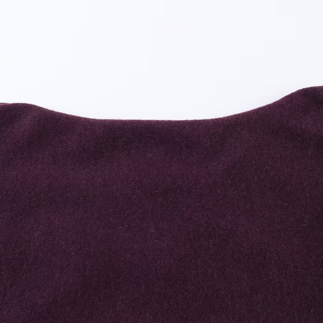 Knit Top Off Shoulder Sweater - Trendy European Style KUN-00098