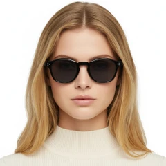 BS2503-0503_Black_Oval_Plastic_Sunglasses_model