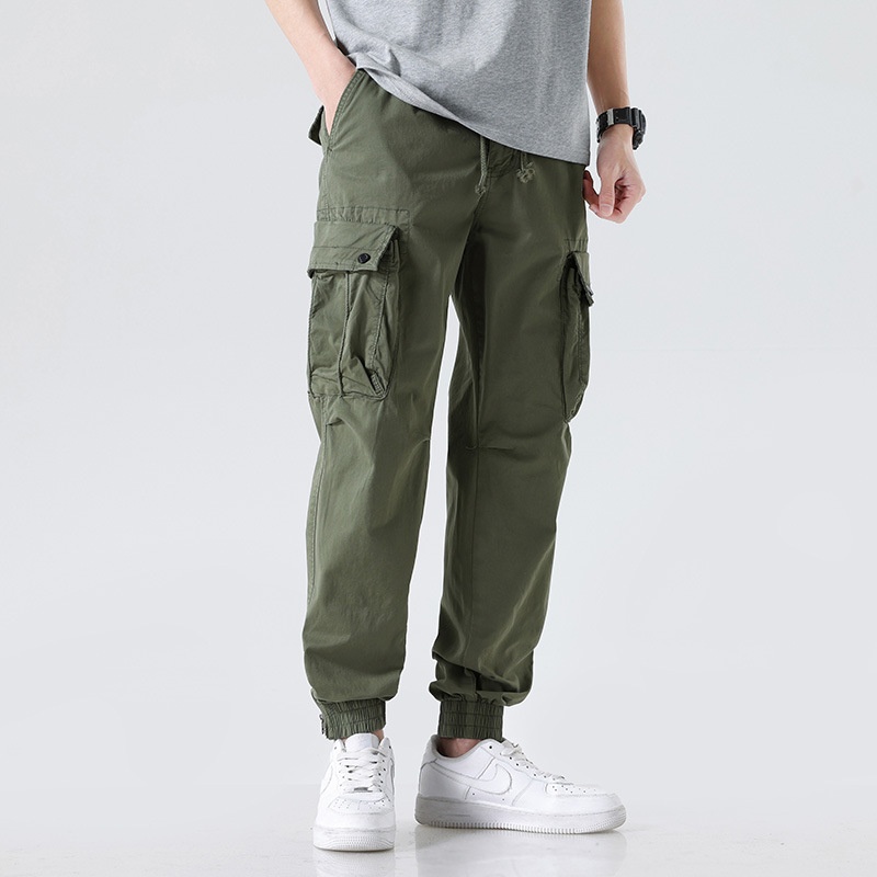 Retro Stretch Fit Tapered Men's Cargo Pants for Functional Casual Wear