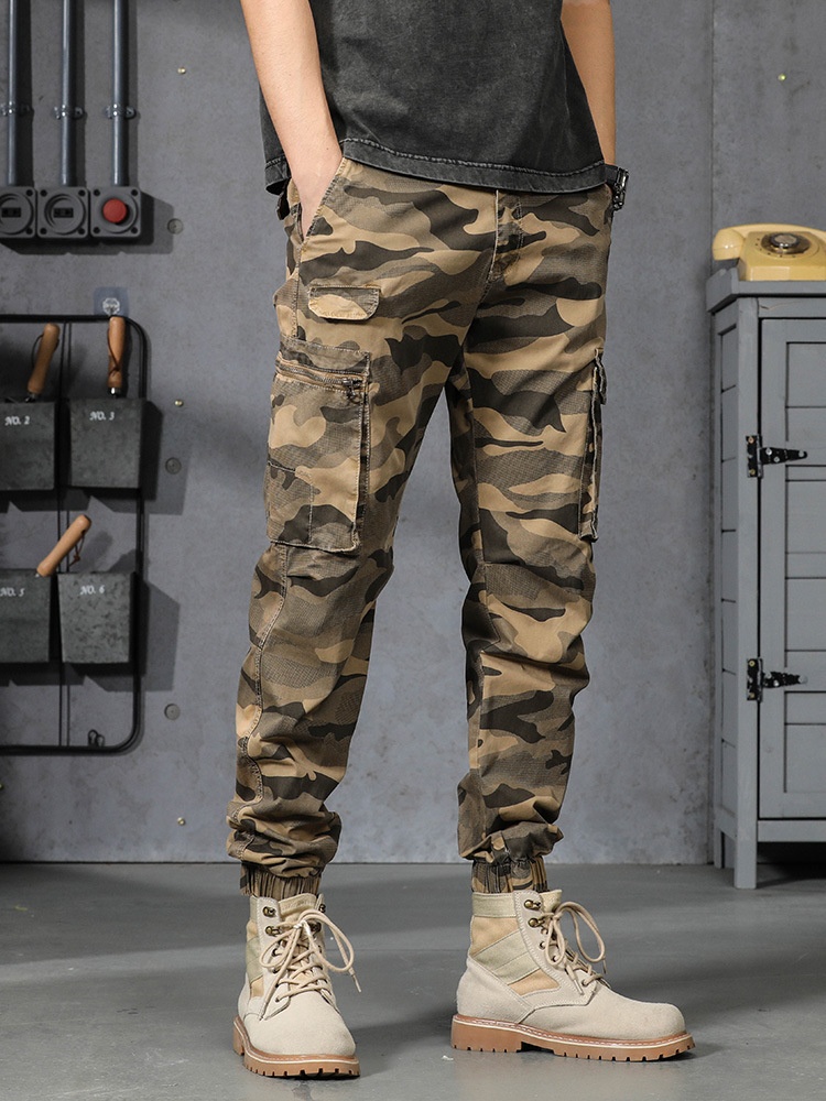 Stretch Fit Camouflage Men's Cargo Pants for Casual Outdoor Wear