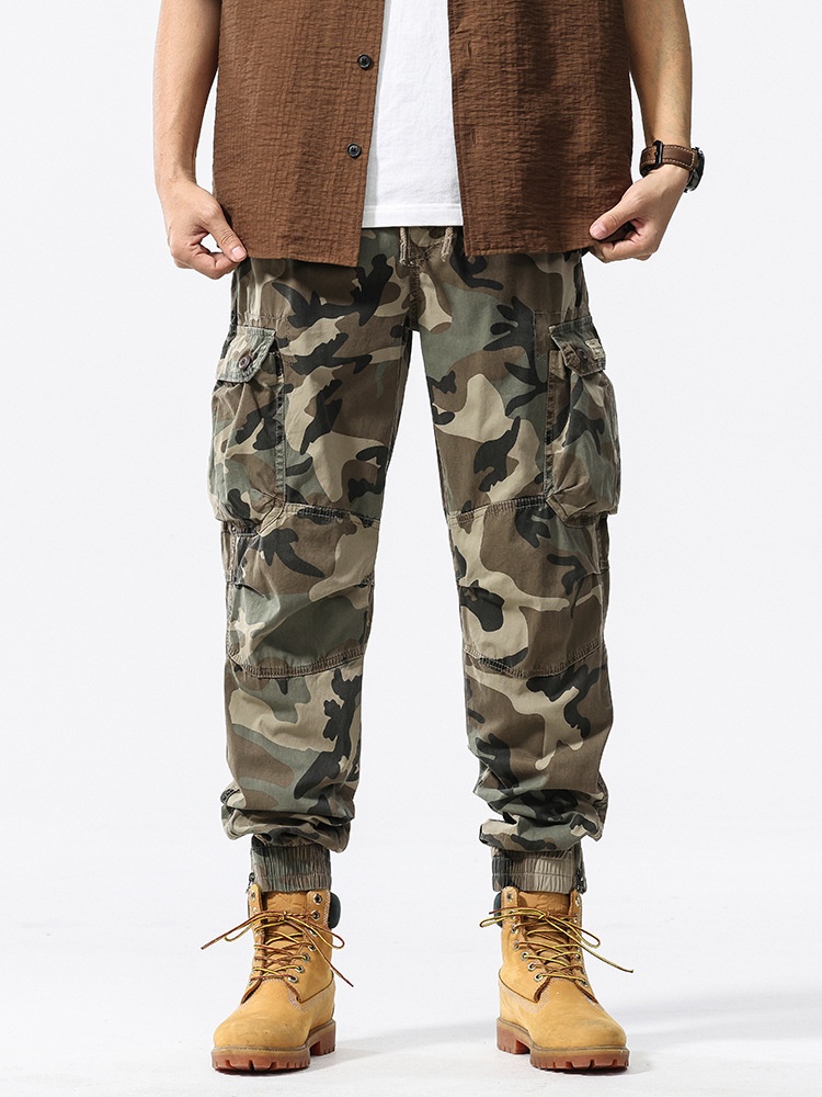 Tapered Camouflage Men's Cargo Pants for Spring Casual Outdoor Wear