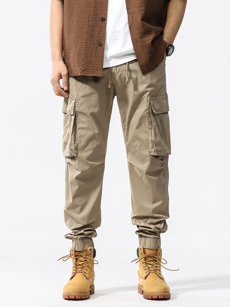 Tapered Fit Multi-Pocket Men's Cargo Pants for Casual Wear